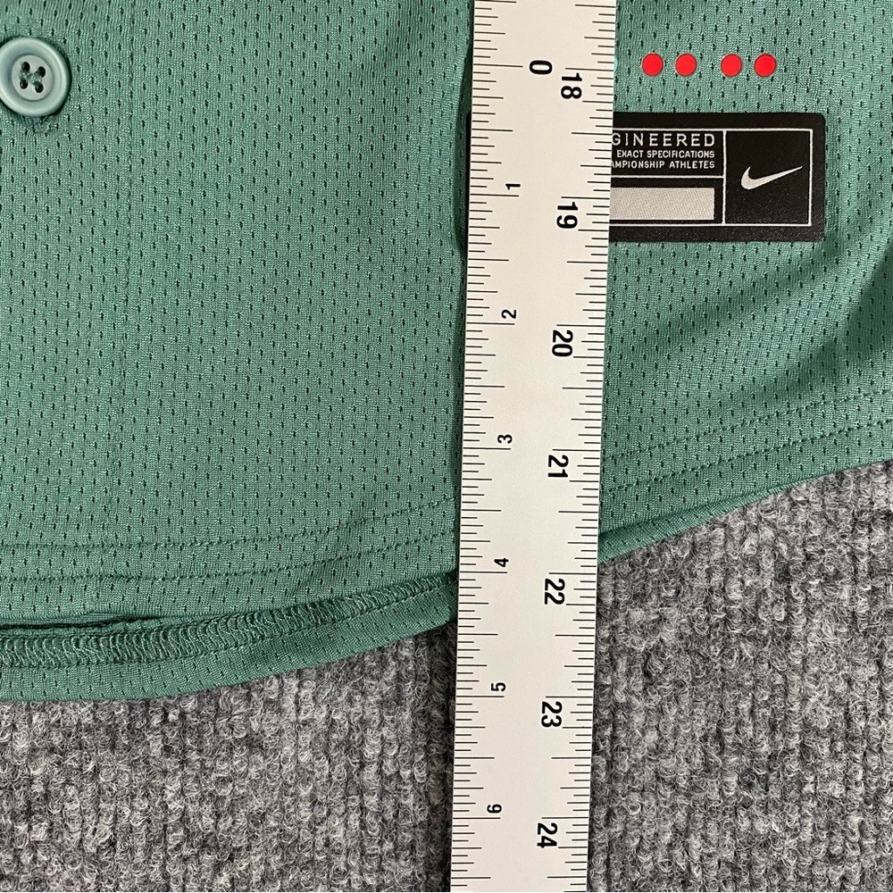 Nike Boston Red Sox City Connect Green Monster Youth Small Size 8 Jersey NWT - Picture 4 of 11